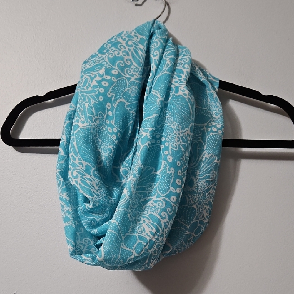 Blue and White Floral Infinity Neck Scarf 21x34